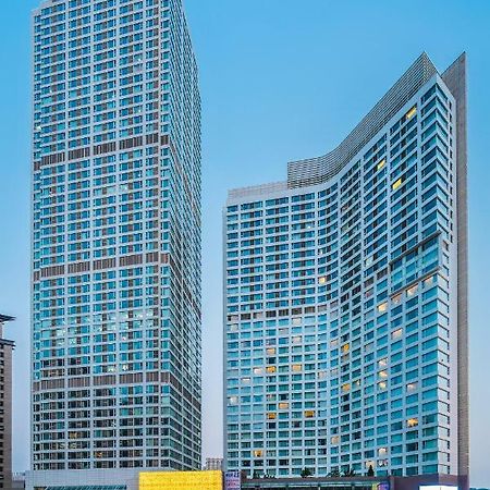 New World Dalian Hotel Exterior photo