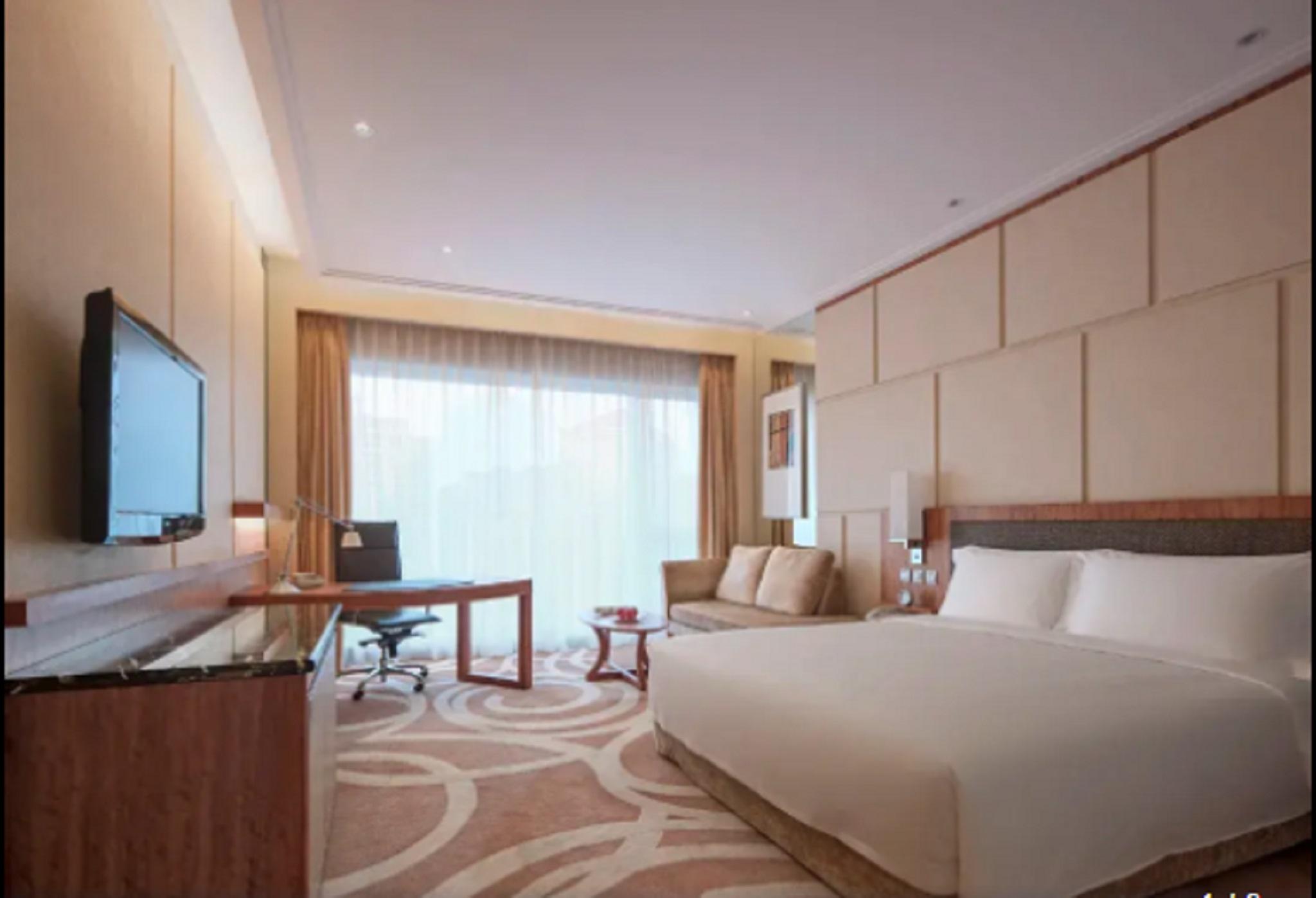 New World Dalian Hotel Exterior photo