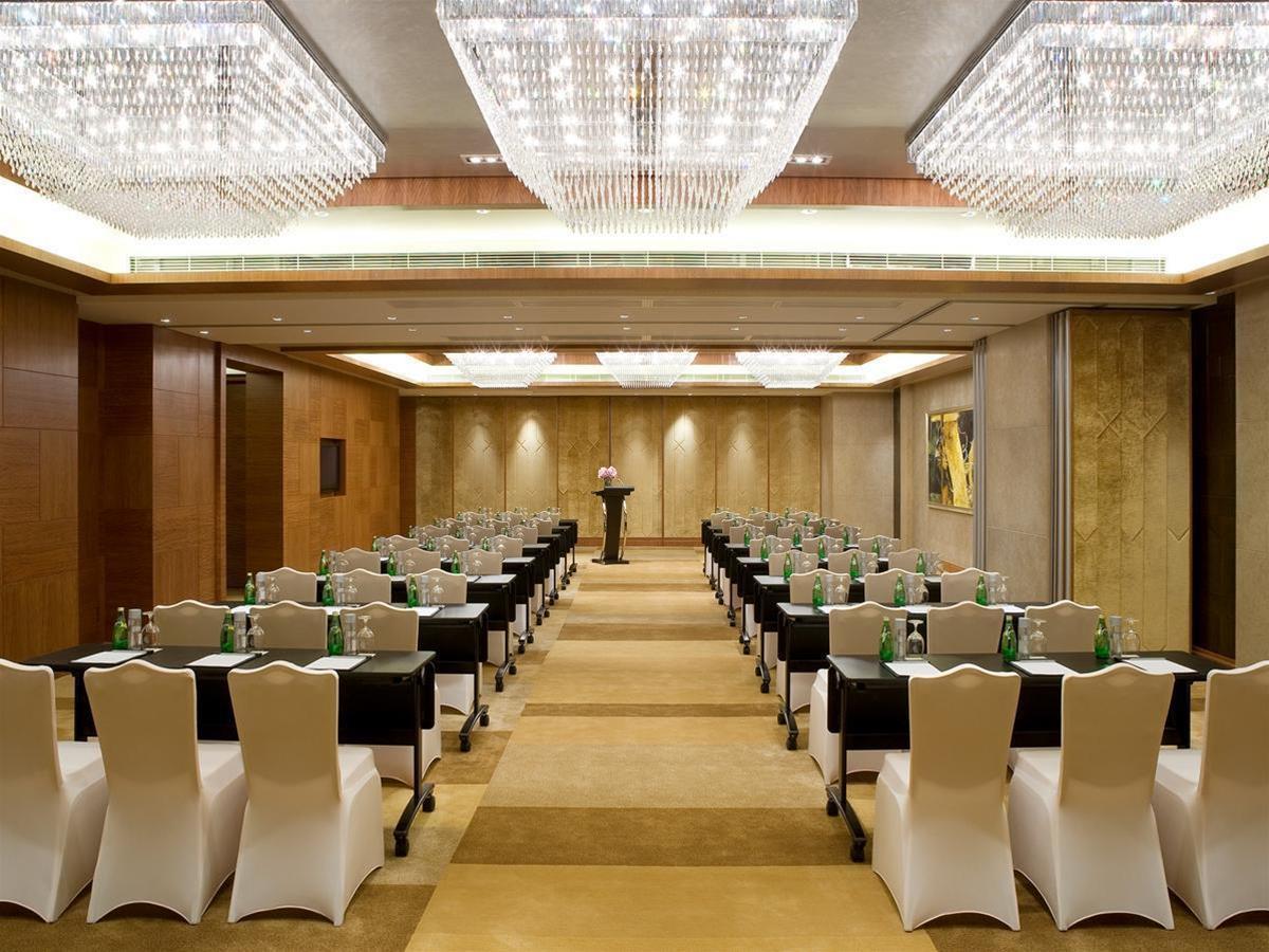 New World Dalian Hotel Exterior photo