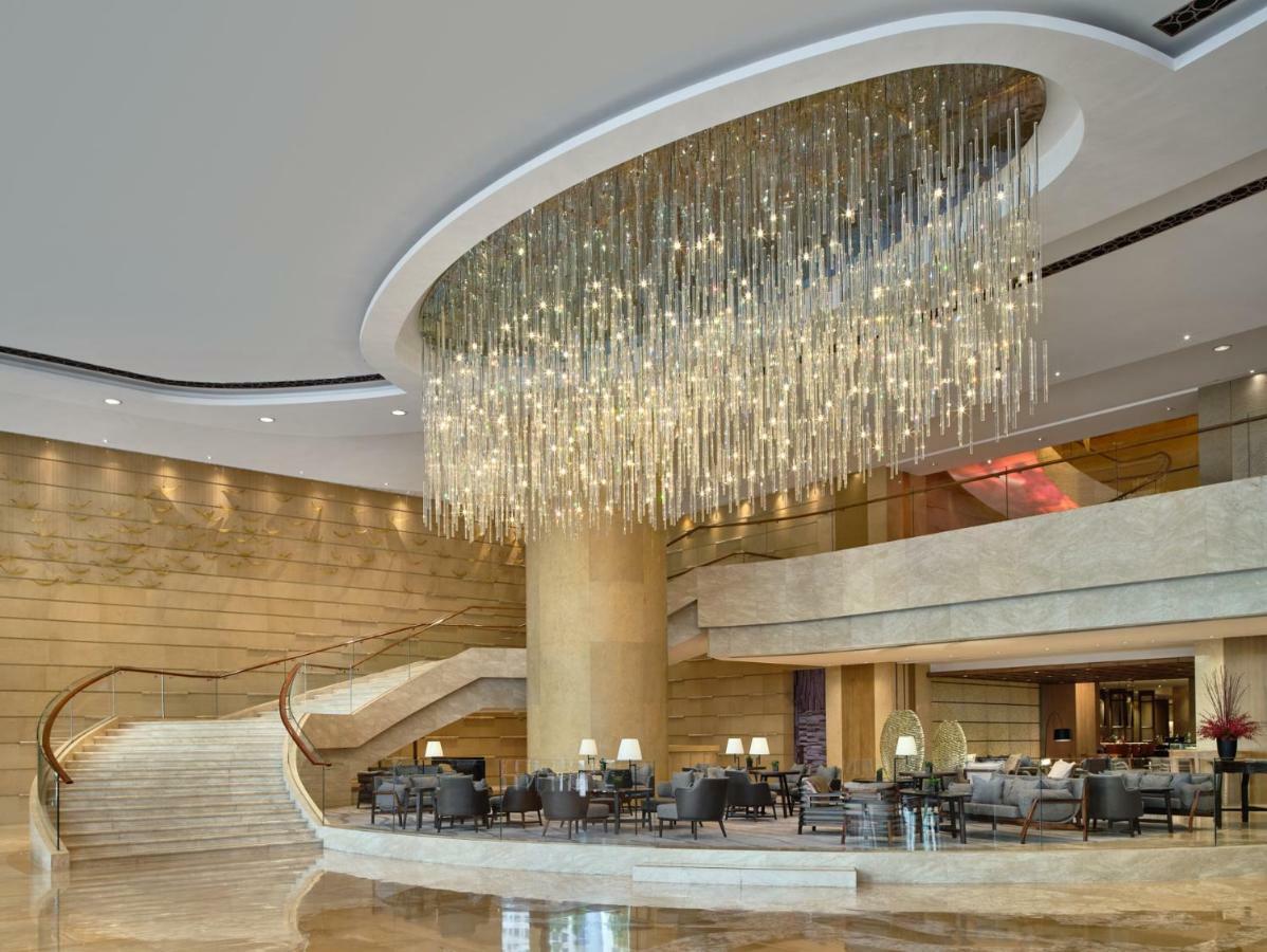 New World Dalian Hotel Exterior photo